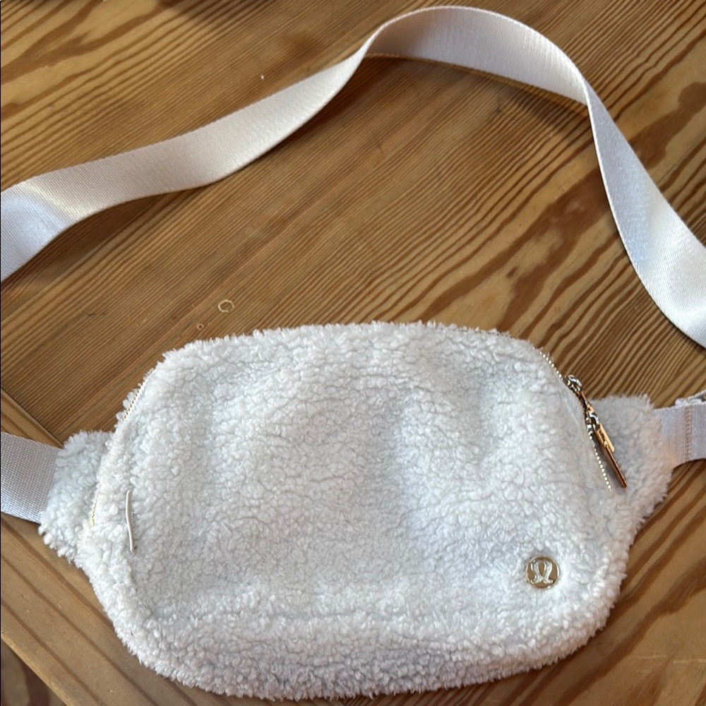 Lululemon White Sherpa Belt Bag
